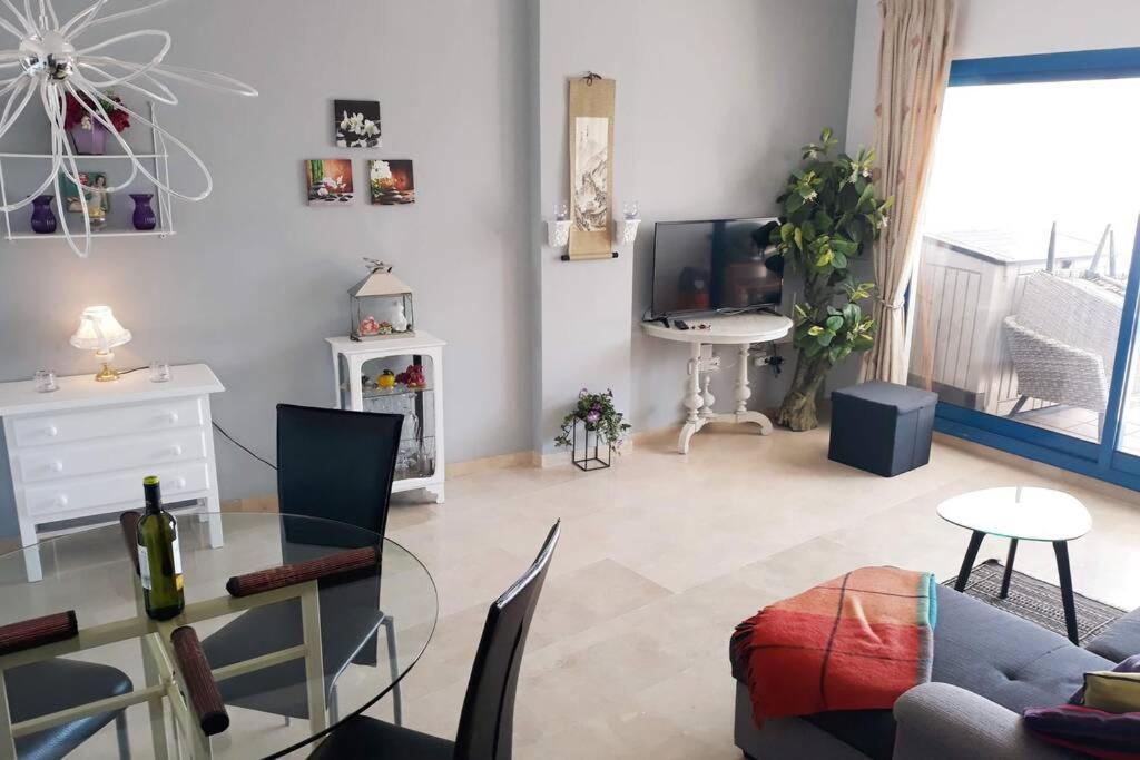 Beautiful Apartment In Duquesa Suites And Gardens Castillo de Sabinillas Kültér fotó
