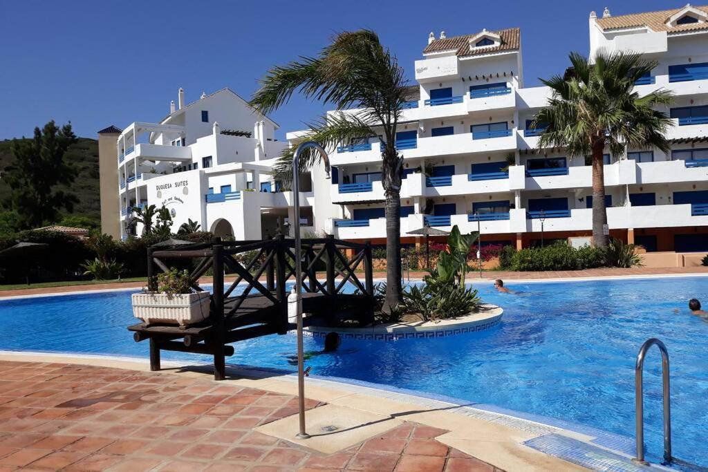 Beautiful Apartment In Duquesa Suites And Gardens Castillo de Sabinillas Kültér fotó