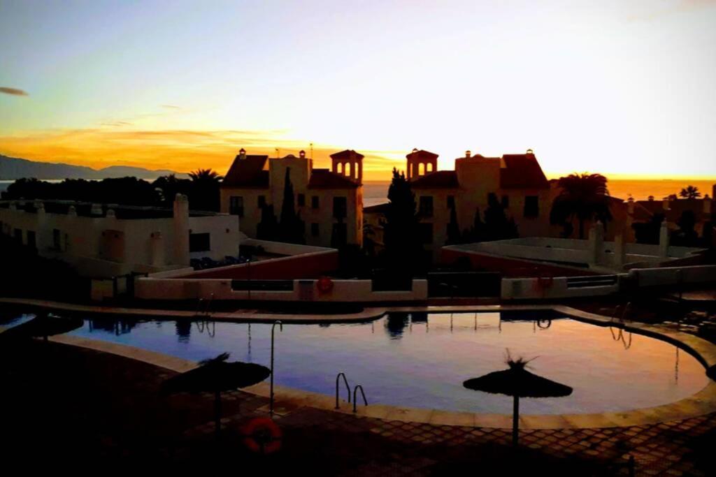 Beautiful Apartment In Duquesa Suites And Gardens Castillo de Sabinillas Kültér fotó