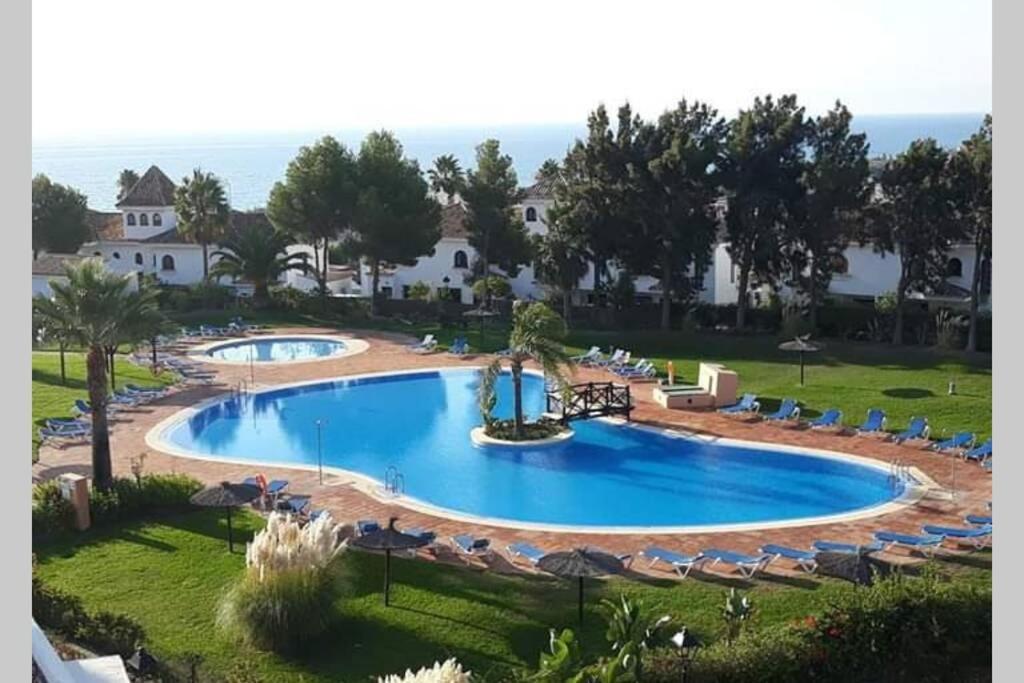 Beautiful Apartment In Duquesa Suites And Gardens Castillo de Sabinillas Kültér fotó